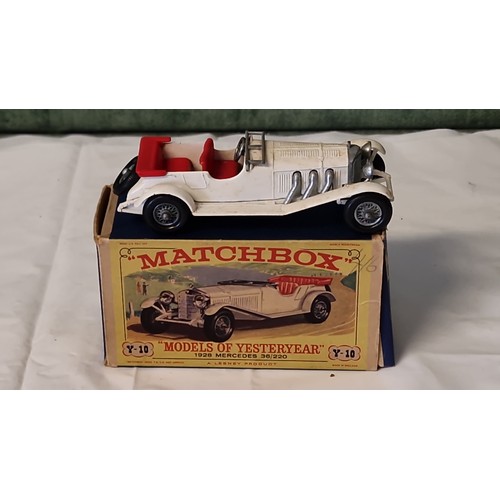 298 - VINTAGE BOXED MATCHBOX Y10 1928 MERCEDES BENZ 36/220