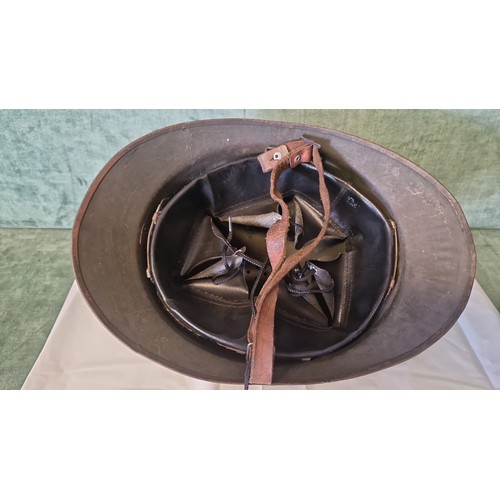 316 - ORIGINAL WW11 FRENCH M26 ARTILLERY HELMET
