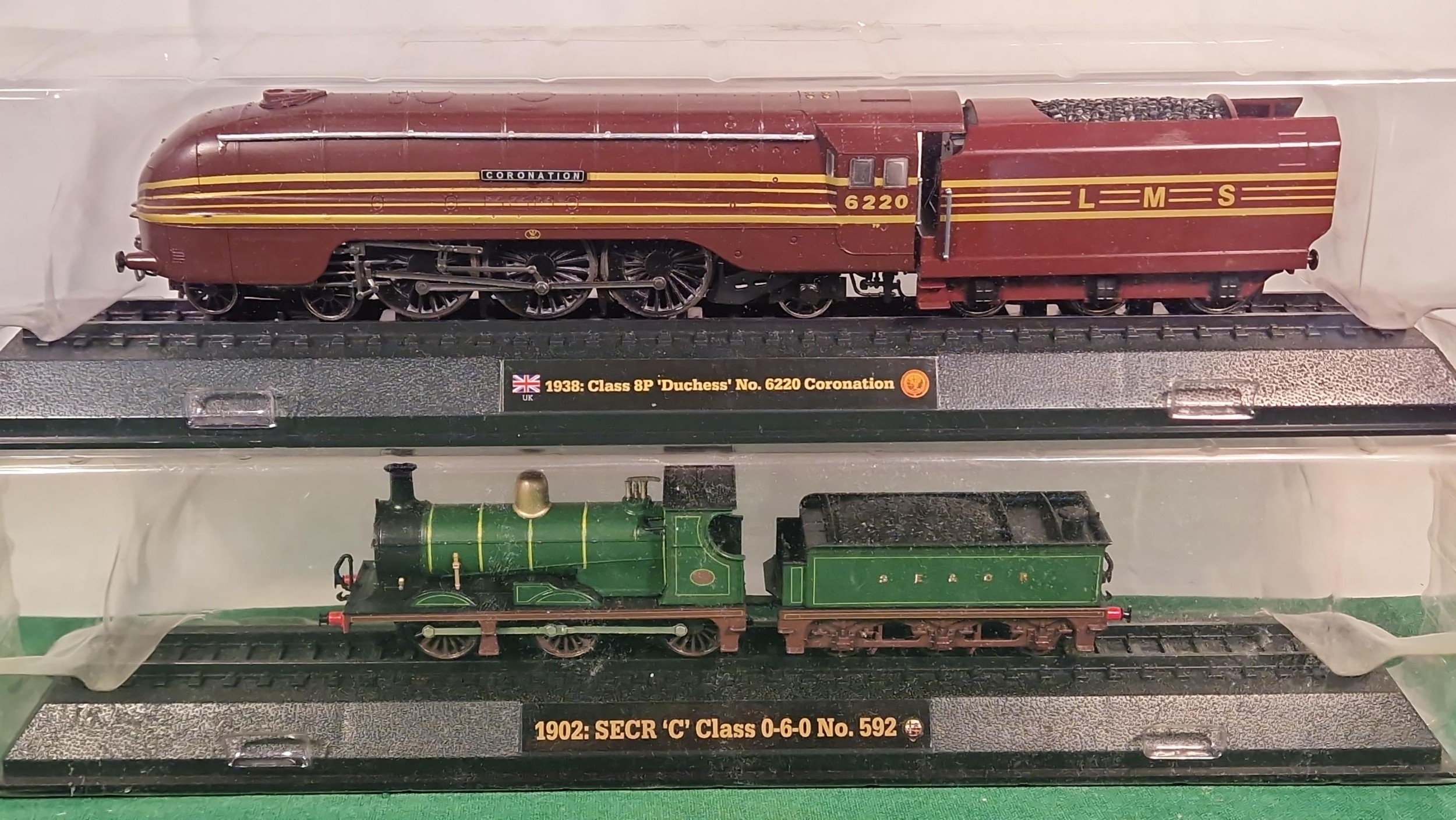 2 X BOXED PLASTIC MODEL TRAINS - SECR C CLASS 592 & DUCHESS 6220 CORONATION