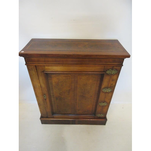 133 - A good 19th century inlaid walnut side cabinet, the single door having decorative brass hinges and r... 