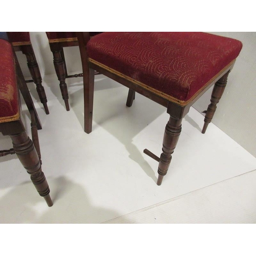 53 - A set of 6 late Victorian mahogany dining chairs with spindle backs. Good overall condition, one cha... 