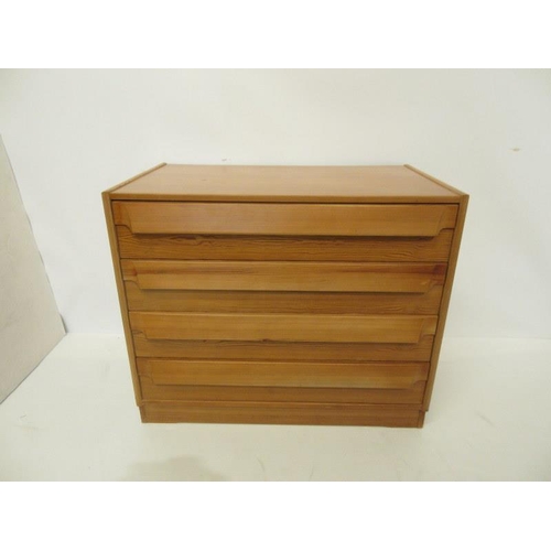 57 - A modern chest of drawers. Width 3ft approx.