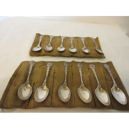 179 - Twelve English silver spoons with harp and snake decoration, Sheffield 1923.