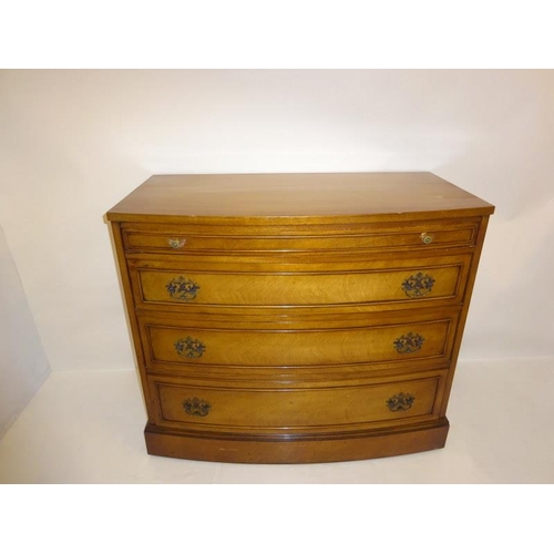 126 - Mahogany bow shaped chest of drawers, (mark on top). 96cm x 50cm H. 83cm.