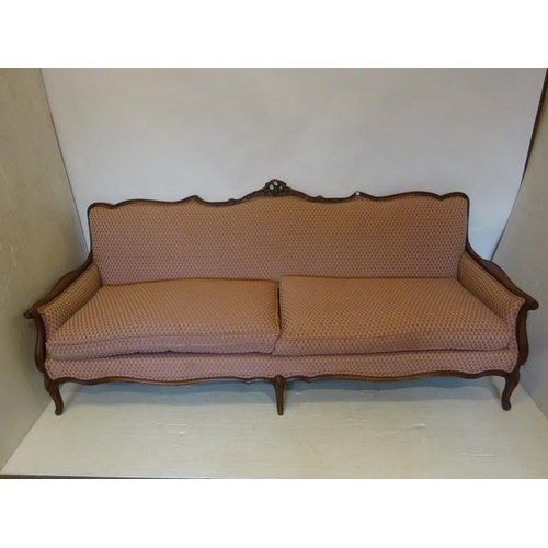 39 - An American drawing room settee. W. 215cm, D. 75cm, H. 90cm approx.