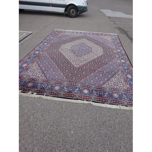 123 - Large drawing room rug. 156cm x 104cm approx. 
** Correction measurements are 380cm x 270cm **