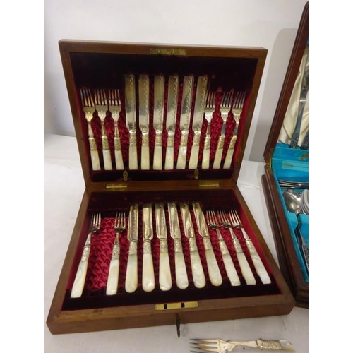 162 - Viners of Sheffield canteen and an Edwardian cased set of fruit knives and forks. (one fork damaged)