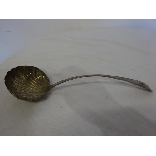 167 - Antique Irish silver bright but ladle with shell shaped bowl by Richard Sawyer, Dublin 1811, 7 troy ... 