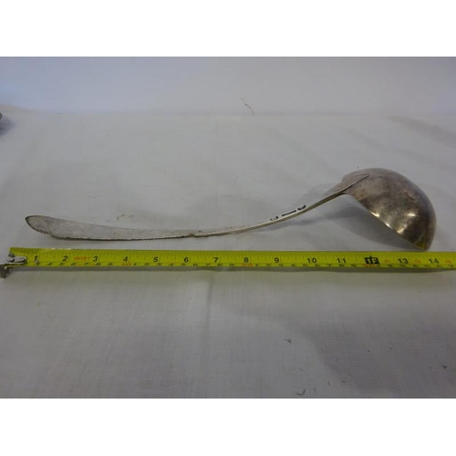 188 - Samuel Neville,
A fine Irish bright cut ladle, Dublin 1829.
Length 14 1/2