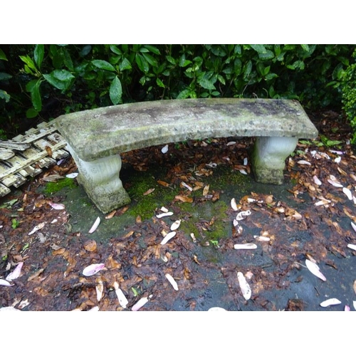 211 - Stone garden seat. (crack in seat)