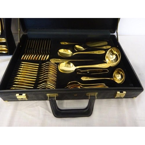 256 - A cased canteen of cutlery. Bestecke Solingen.