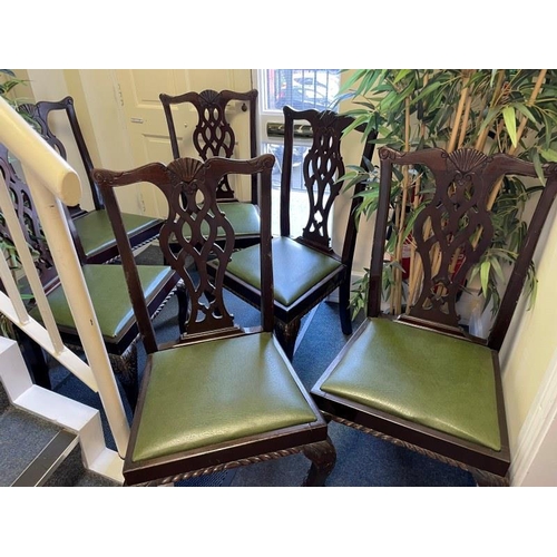 286 - A set of 6 antique mahogany chippendale design dining chairs with drop in seat.