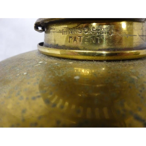 31 - Tall brass oil lamp. H. 94cm approx.