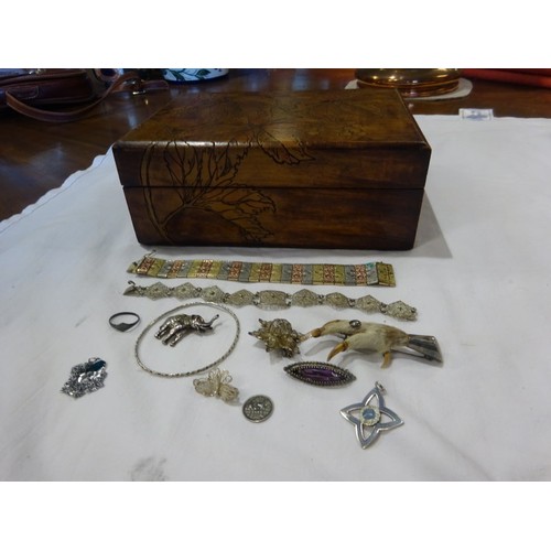 371 - Decorative box with some pieces of costume jewellery, coloured stone in brooch damaged.