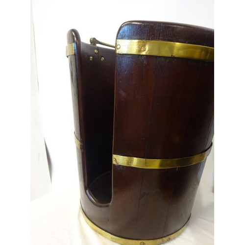 1 - A pair of Irish Georgian mahogany and brass banded peat and plate buckets. H. 43cm, D. 36cm approx. ... 