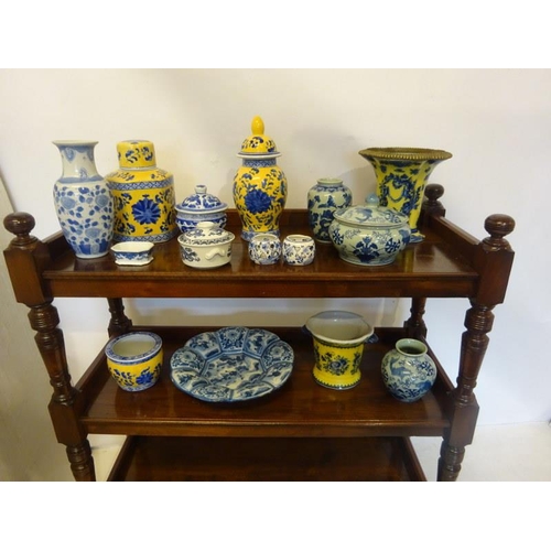 301 - Collection of blue and white & yellow and blue chinaware. 15 pieces approx.