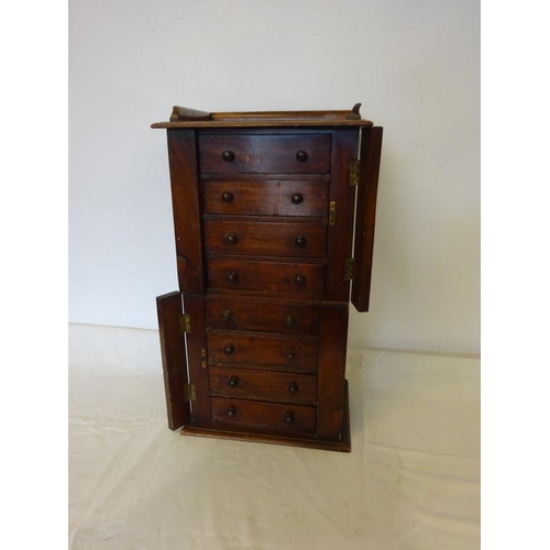 60 - A Victorian table top mahogany Wellington chest fitted with eight drawers. H. 62cm, W. 36cm, D. 25cm... 