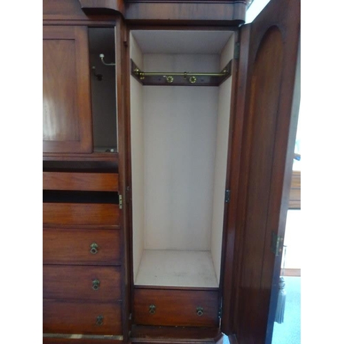 96 - Good Victorian mirror door breakfront wardrobe with well fitted interior. H. 230cm, W. 190cm, D. 80c... 