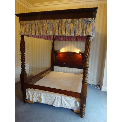 346 - A fine Victorian four poster bed and base. Size 5ft