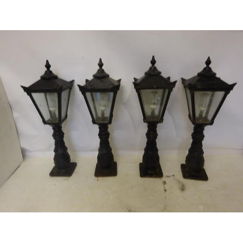 208 - A lot of metal garden lamps, various sizes. (Harte, Wexford) - (9)
6 tall (height 103cm, width 32cm ... 