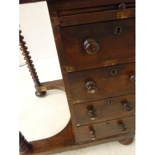 95 - Antique mahogany davenport desk having original leather inset, real and dummy drawers, long pencil d... 