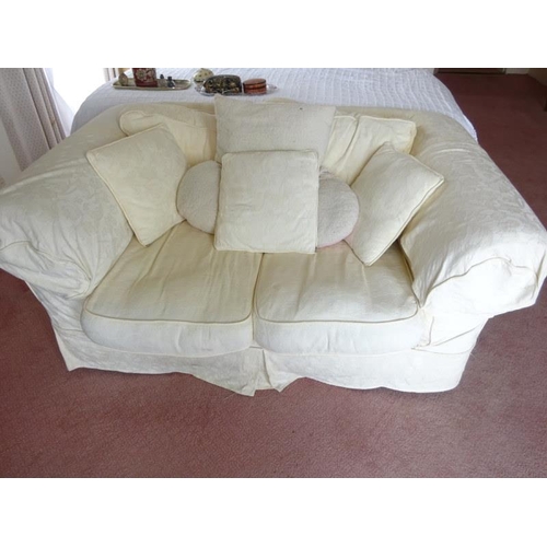 126 - Comfortable drawing room settee. W. 165cm, D. 95cm. H. 70cm approx.