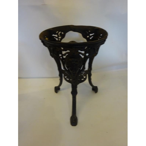 210 - Old cast iron garden table base, no top.