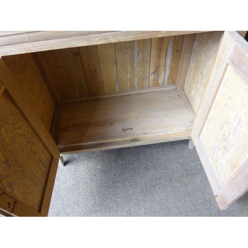 37 - Old pine Kitchen cabinet, the upper part having doors with decorative glass panels, in need of resto... 