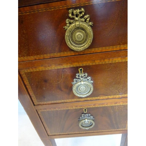 95 - A good Edwardian mahogany pedestal desk, the gallery top fitted with two drawers having leather inse... 