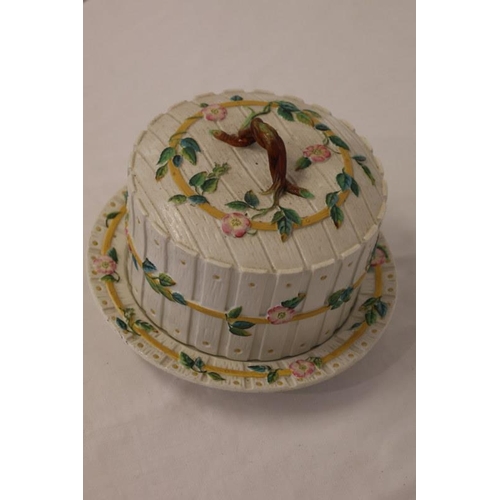 122 - Victorian majolica cheese dish and cover.