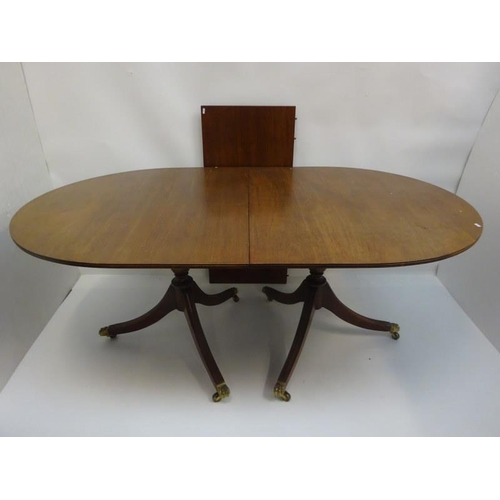 135 - Mahogany twin pod dining table with spare leaf. L. 183cm, W. 96cm, closed. Width of leaf 50cm, (lack... 