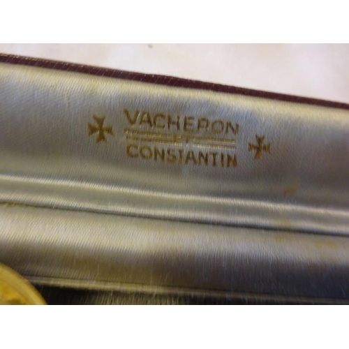 194 - Vacheron & Constantin - A gentleman's 18k gold manual wrist watch with silver satin dial and gold ba... 