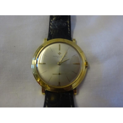 194 - Vacheron & Constantin - A gentleman's 18k gold manual wrist watch with silver satin dial and gold ba... 