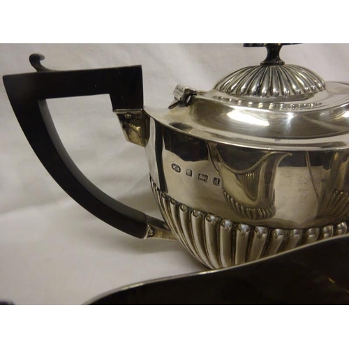 212 - English silver tea set, Birmingham 1907, 21 troy ozs.