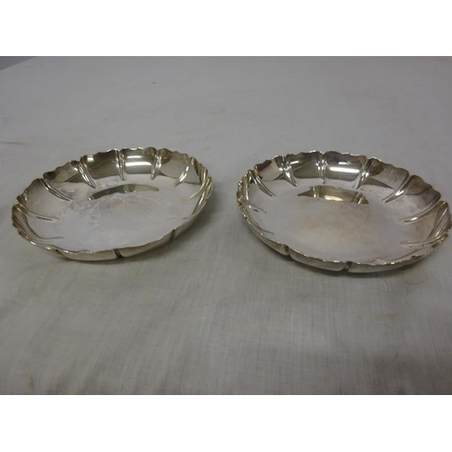 167 - William Egan - A pair of Cork silver strawberry dishes, 1974, 13 troy ozs.