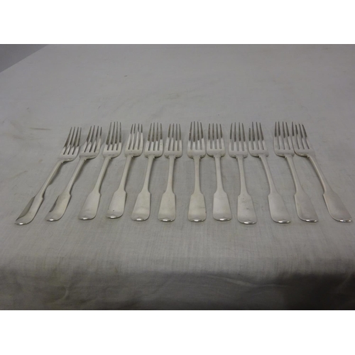 169 - Twelve Irish silver dessert forks by Richard Garde, Cork, 1833, 19 troy ozs.