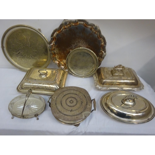 181 - Lot of plated ware - entree dishes, trays, etc.