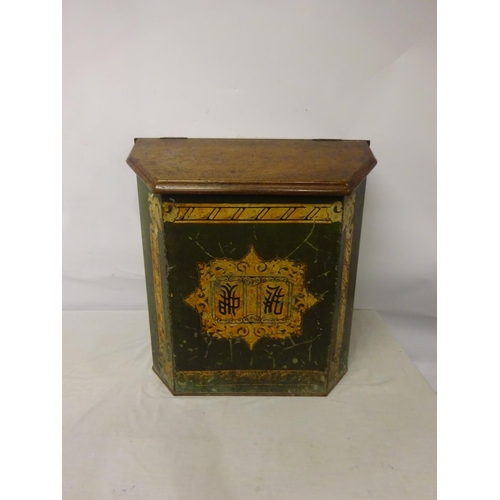 214 - Antique Chinese tea bin having gilt decoration on green painted background and retaining its origina... 