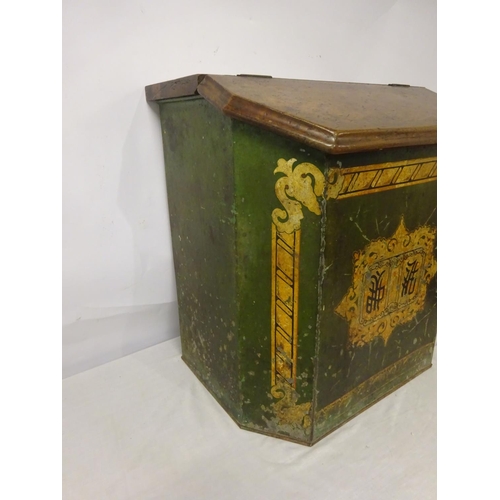 214 - Antique Chinese tea bin having gilt decoration on green painted background and retaining its origina... 