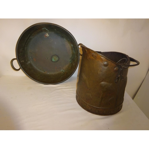 396 - Antique copper coal bucket and preserving pan. (2)