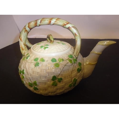 404 - A collection of 5 pieces of beleek - early teapot, etc.