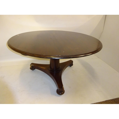 53 - Victorian mahogany circular dining table on centre pod support. Diameter 130cm (some restoration req... 