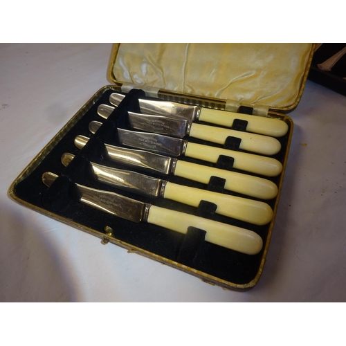 162 - Box lot of plated cutlery (Kings pattern) and cased sets.