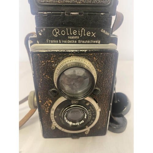 189 - Rolleiflex No. 20372,
Franke & Heidecke Braunschweig,
see photos.