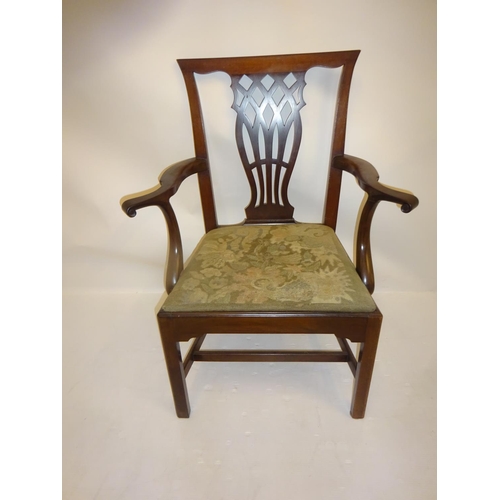 286 - Irish Georgian mahogany library or carver chair.