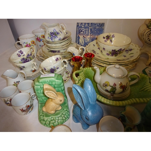 308 - Mixed lot of chinaware as per photo.