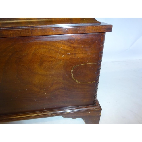 55 - Antique mahogany storage box having lion mask handles and raised on bracket feet. W. 67cm, D. 40cm, ... 