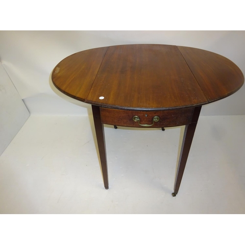 90 - Georgian mahogany drop leaf Pembroke table fitted with real & dummy drawers and raised on tapered le... 