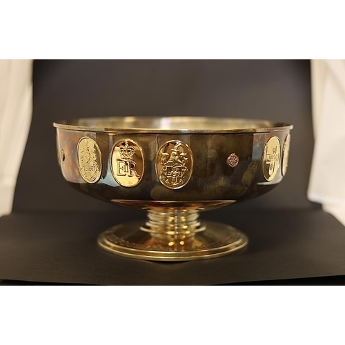 178 - The Silver Jubilee Commemorative Bowl issued by the President & Officials of the Football League, em... 