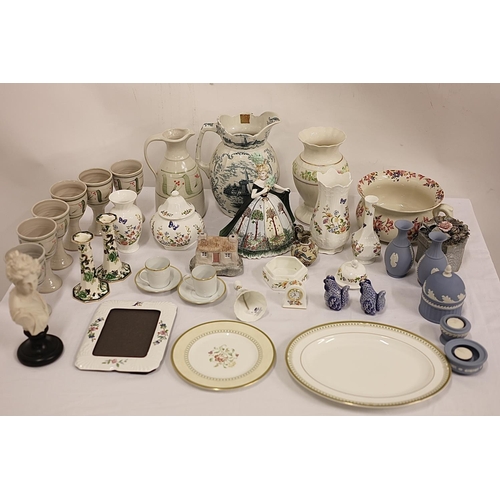 300 - Mixed lot of china ware as found - to include Coal port figure, etc.